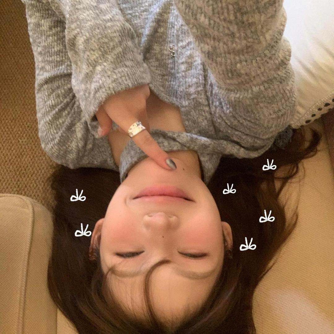 美女不吃饭