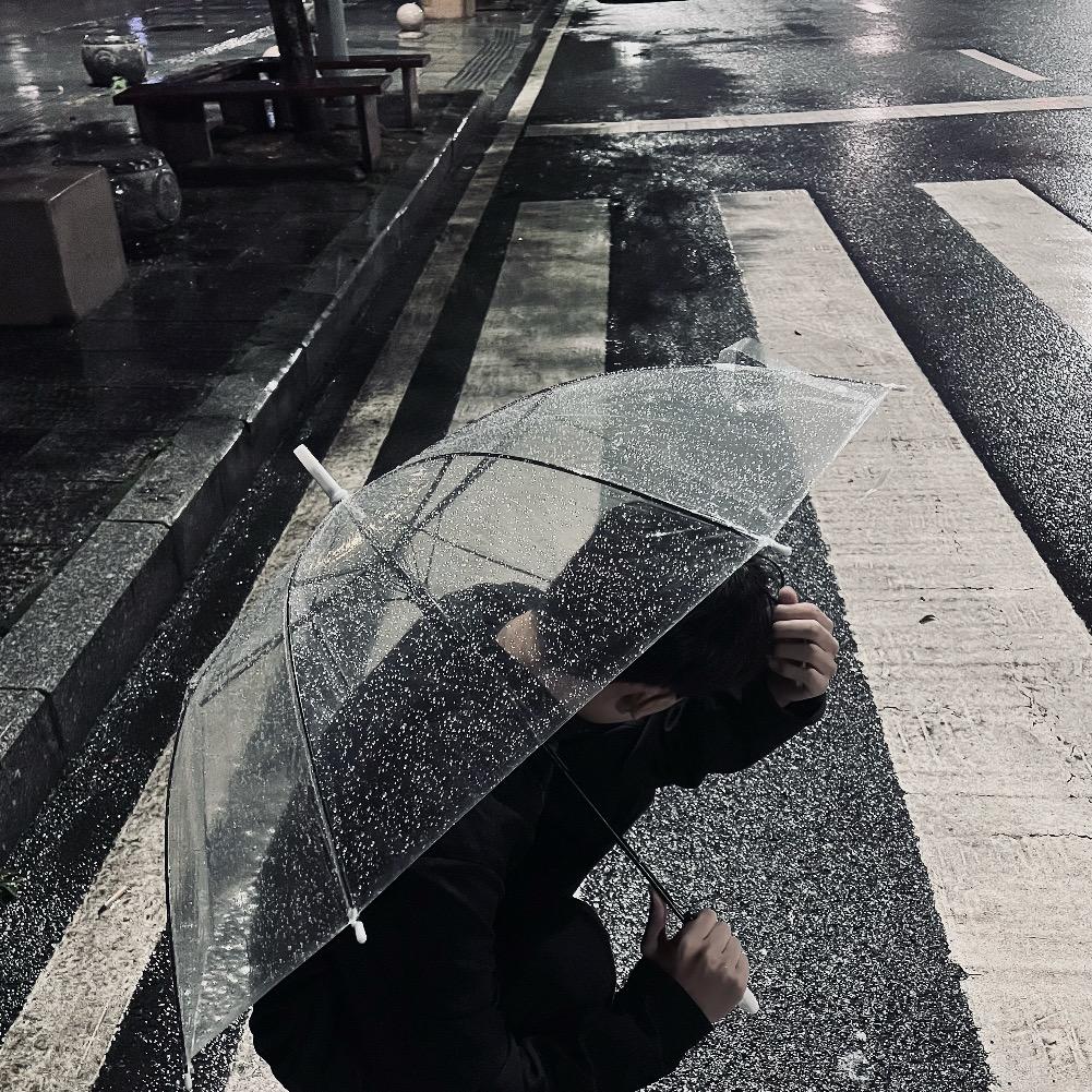 楠漠.