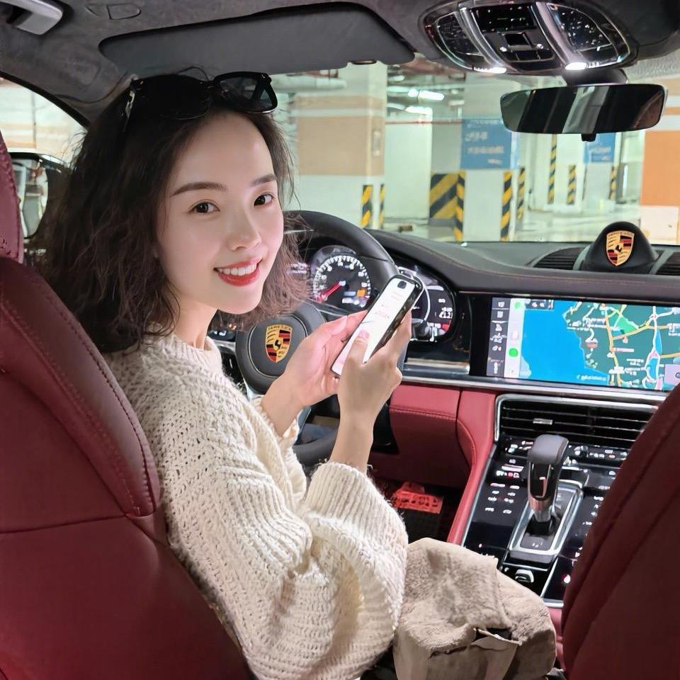 @谭
