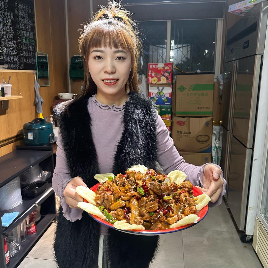 淄川做临沂炒鸡的小闫