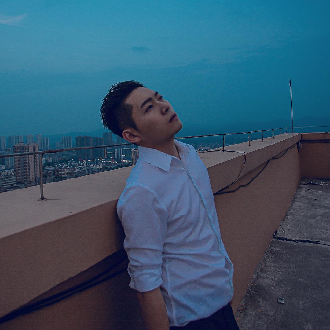 龙宇