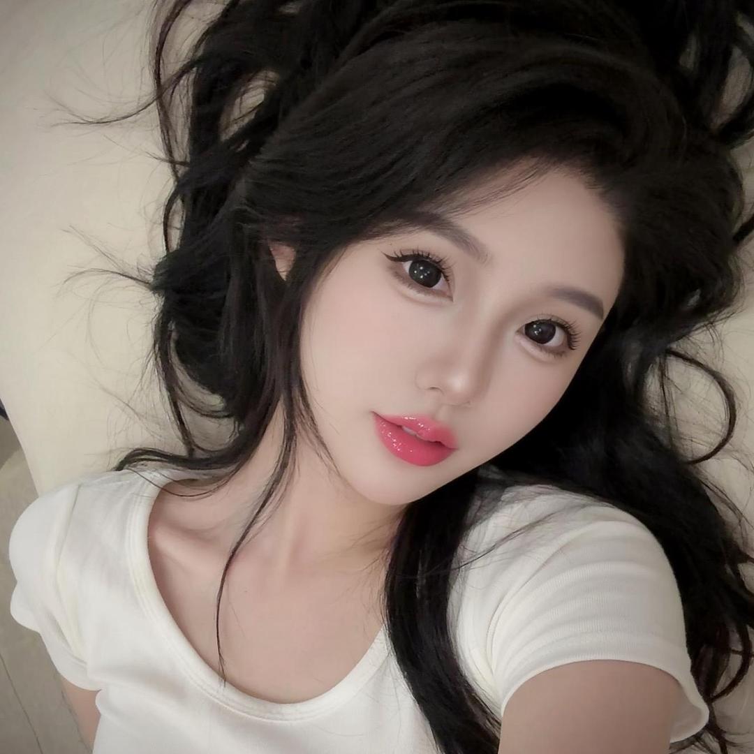 是小邓同学呀❤️