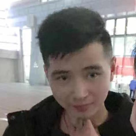 看笑风云。