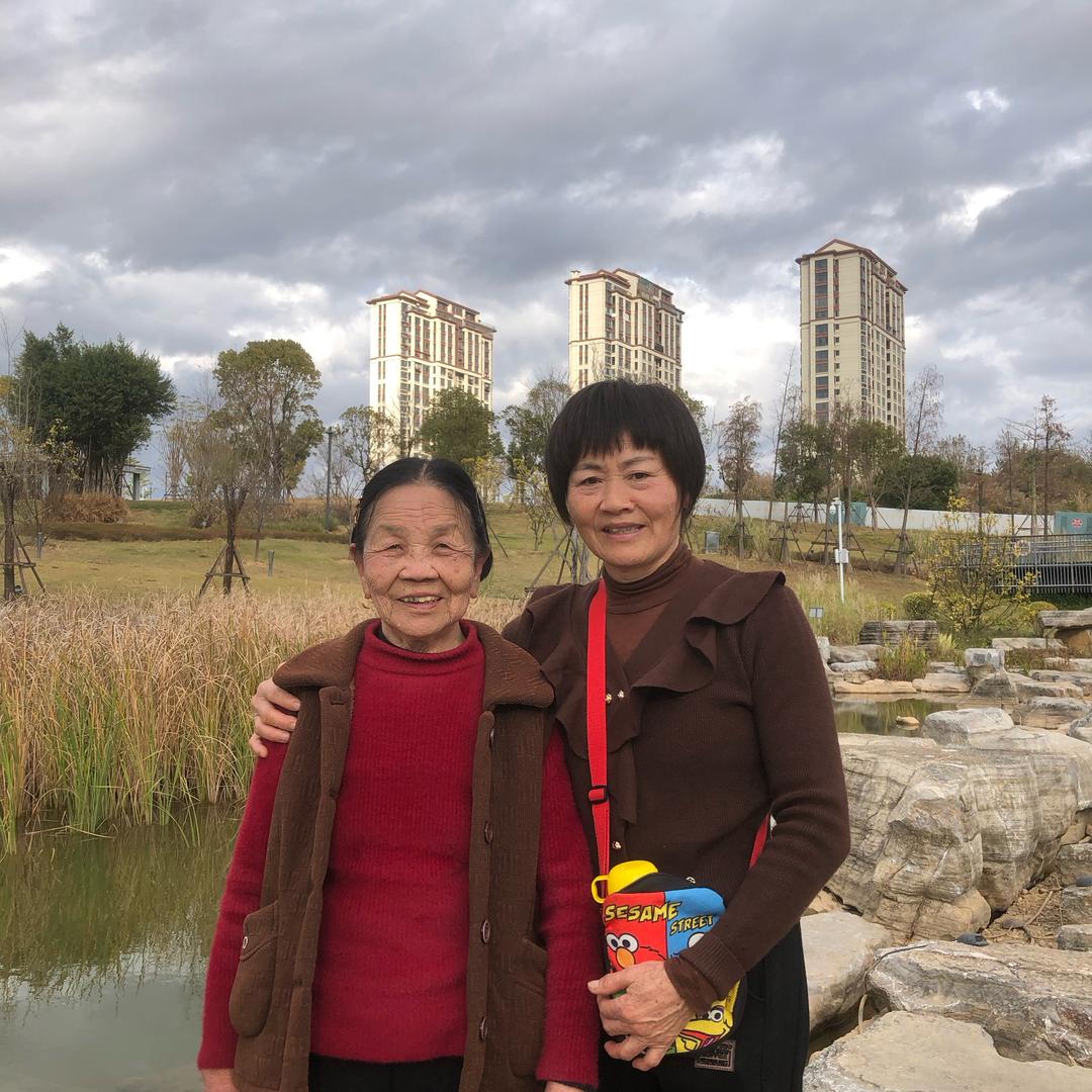 珍珍和婆婆