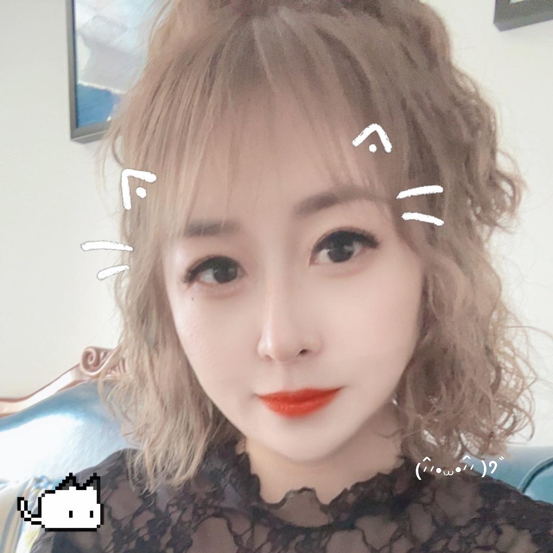 ✿.柳·菀群