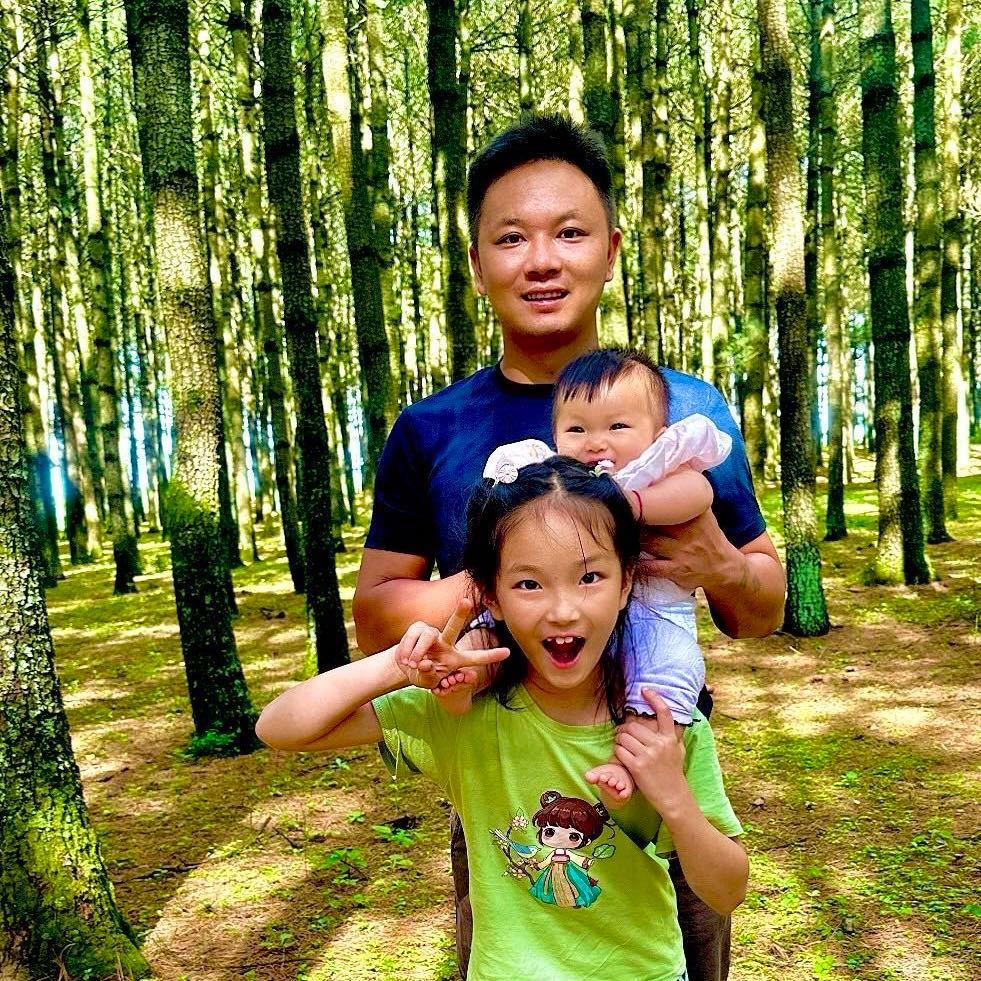 云南安宁火红工程机械铲车