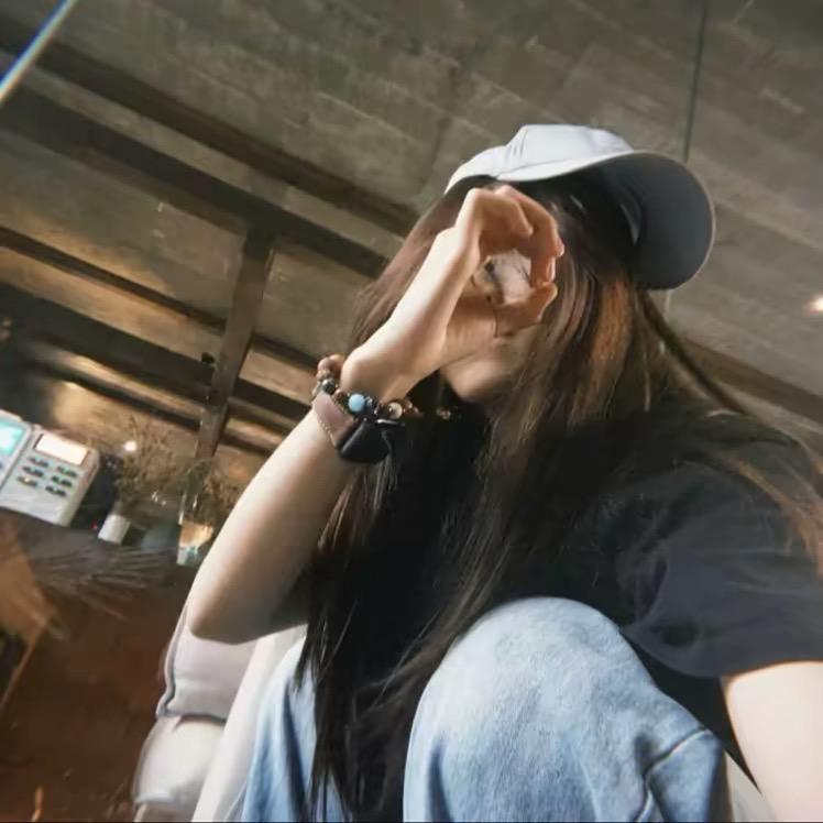 🥨𝙊𝙣𝙡𝙮 𝙤𝙣𝙚🥨