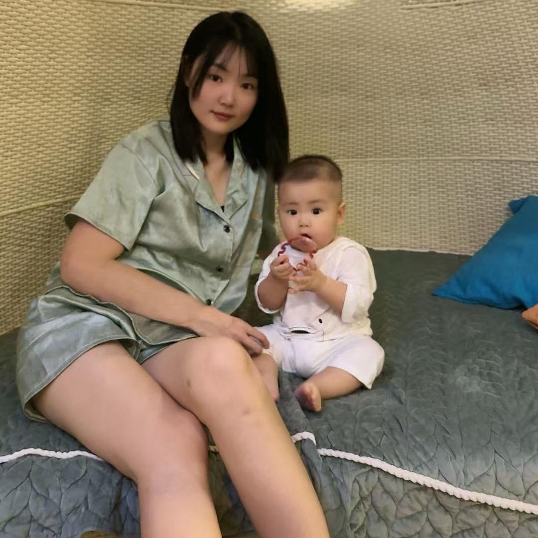 伊伊