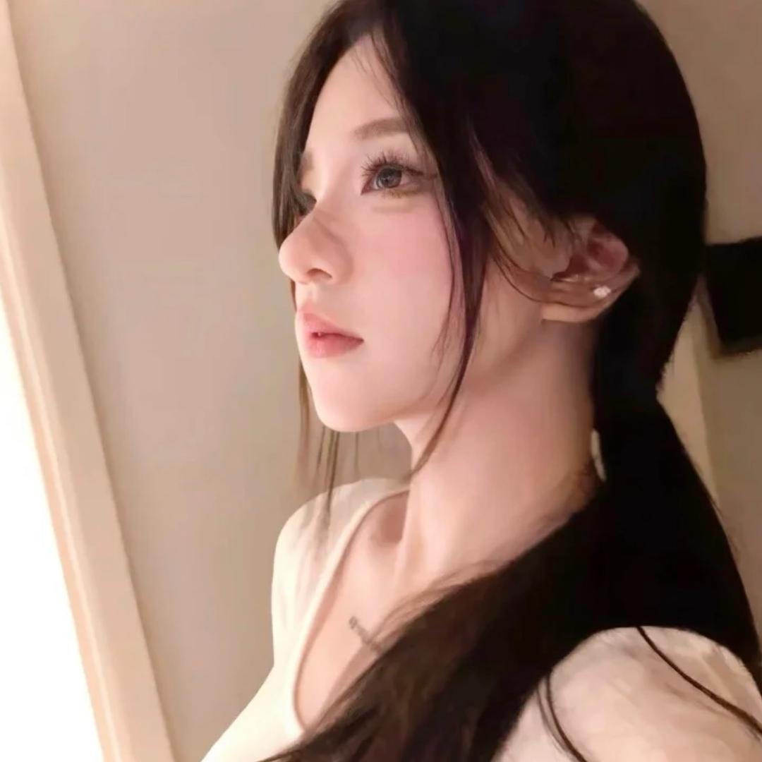 七七