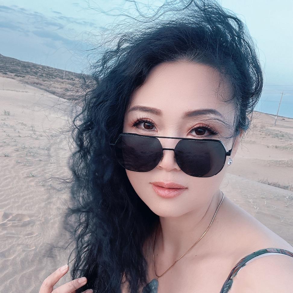 是小芳吖💋