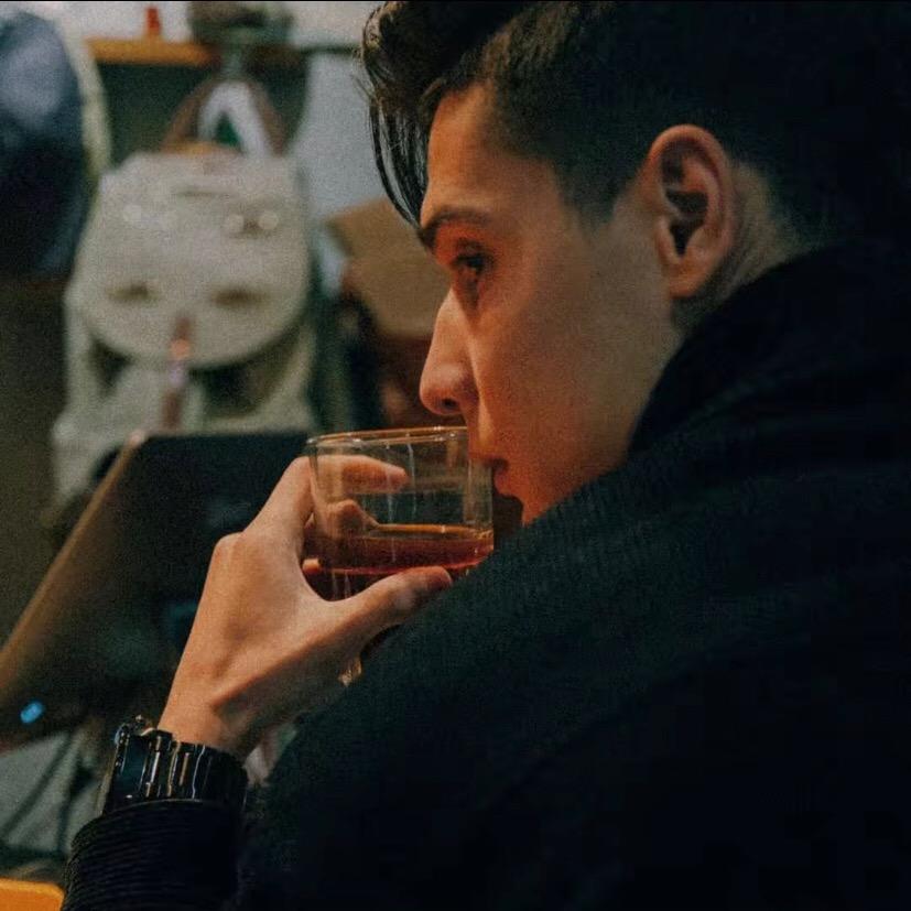 杯中酒