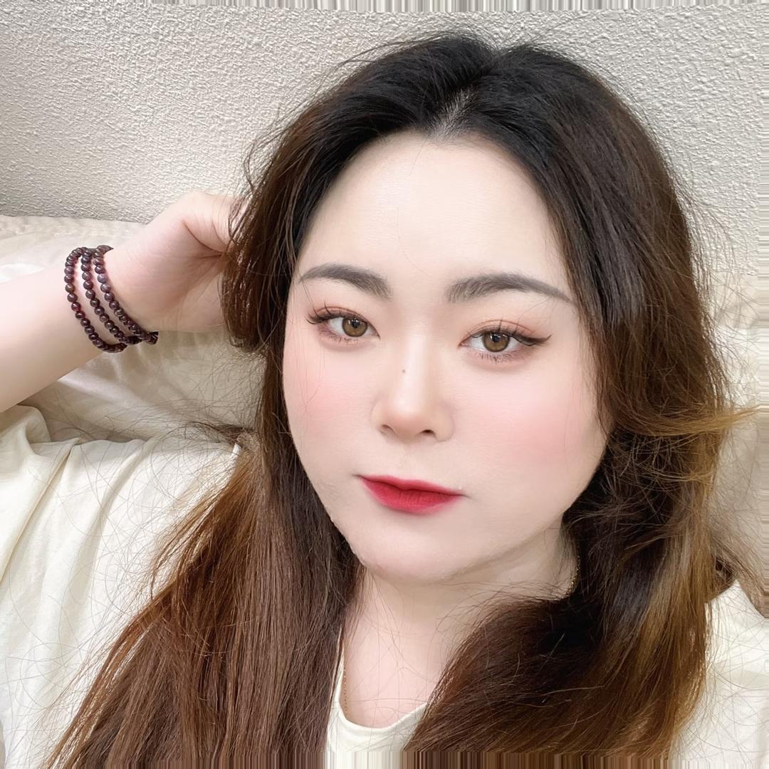 嗨！小旭😄(苹果型身材）