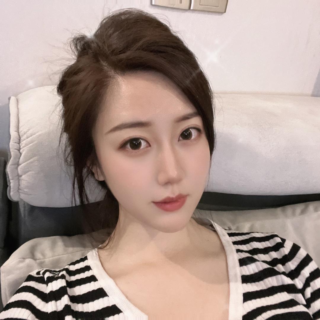 ViVi阿