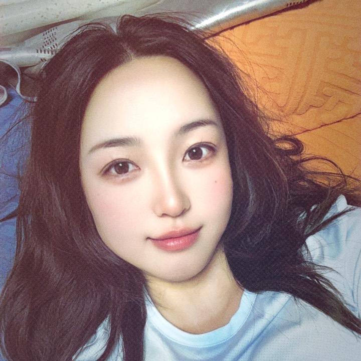 小智姐姐