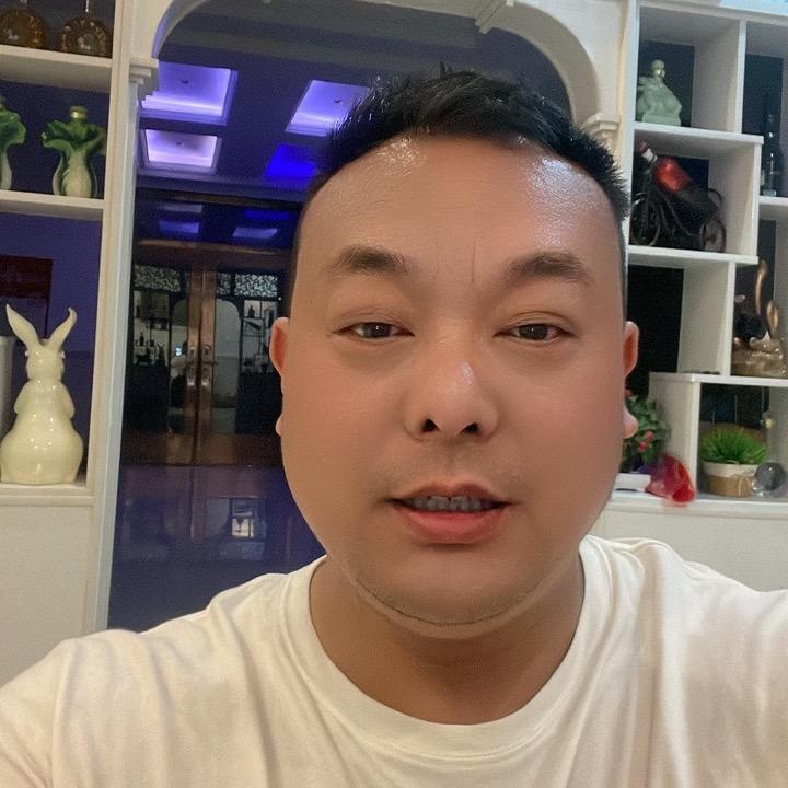坤哥