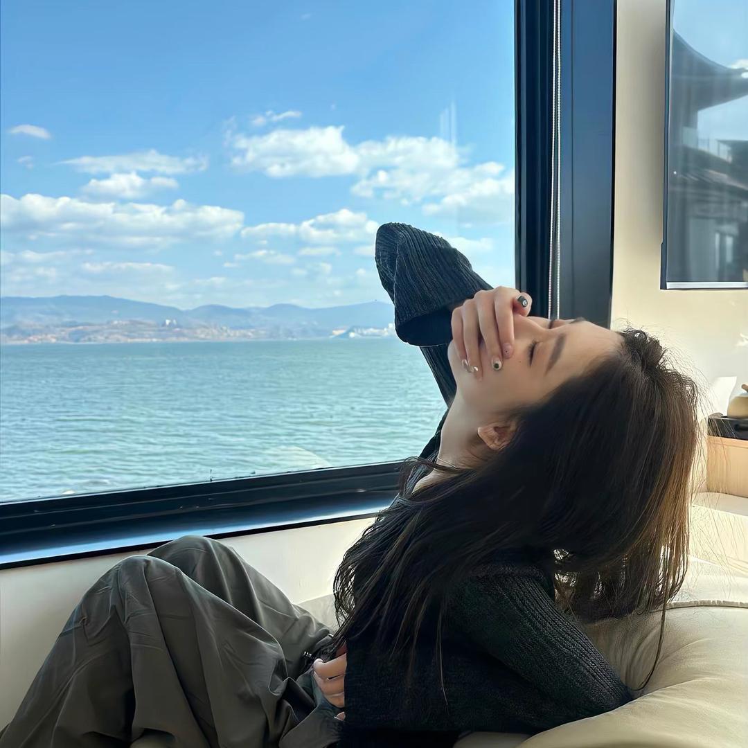 小何💕