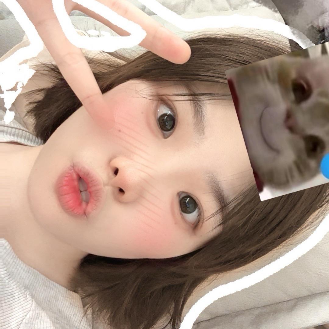 叻叻周女士