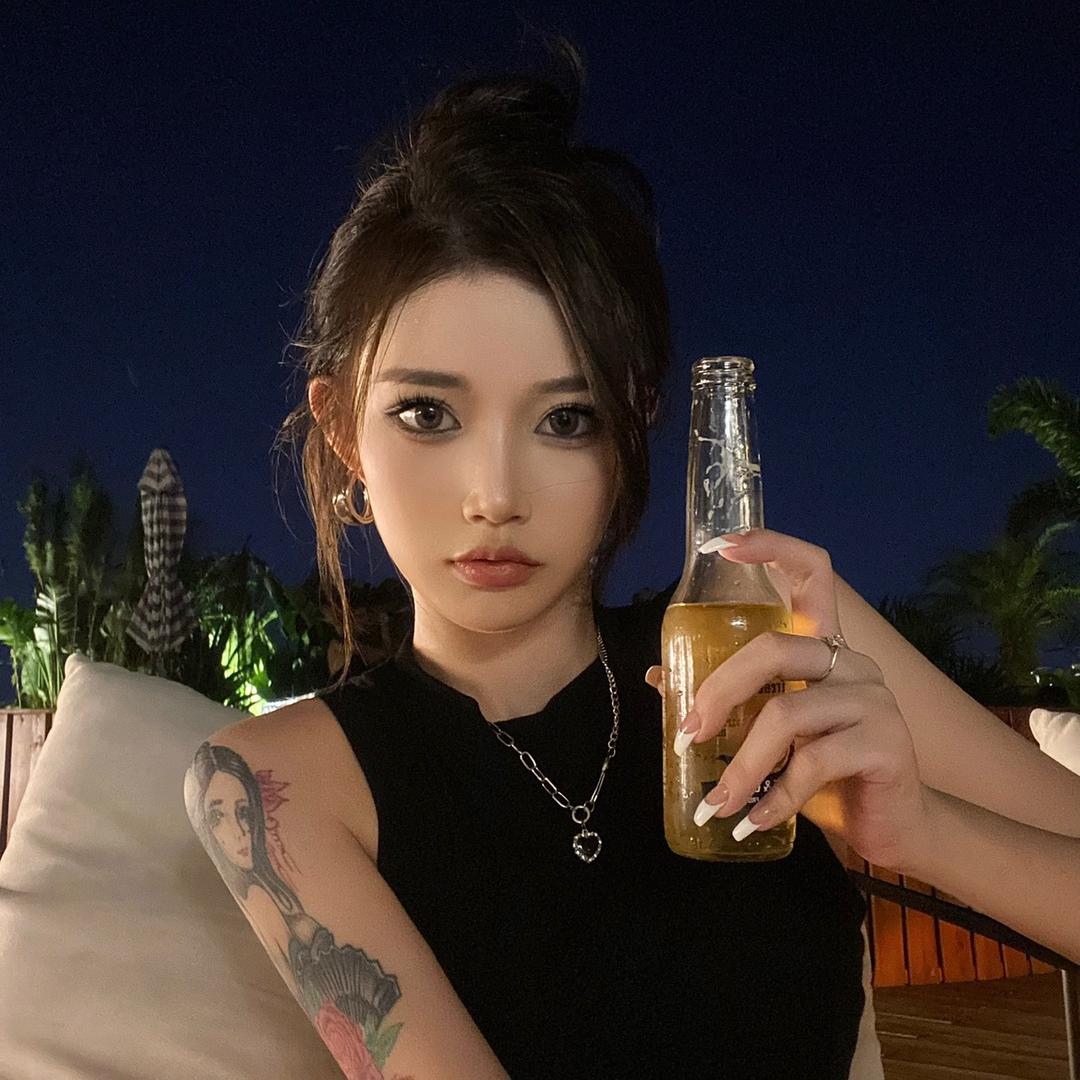 小蓓咿呀