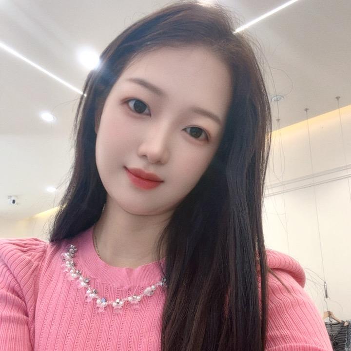 娜时的背影