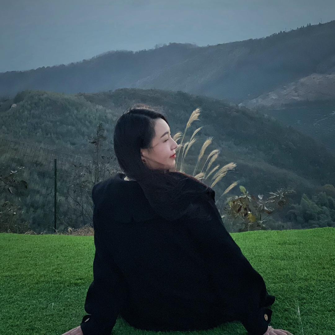 玖月。