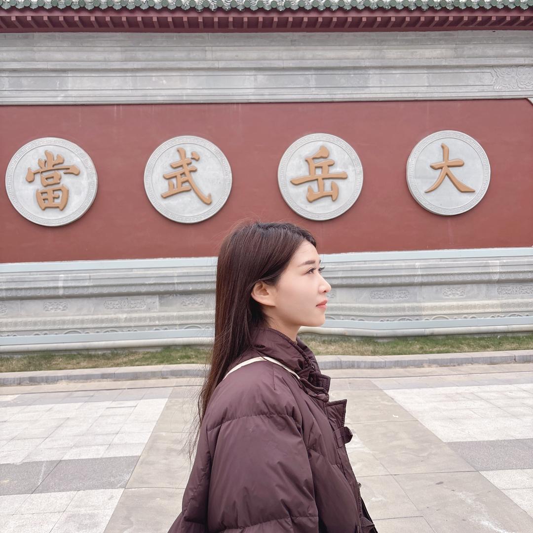 李宝灵