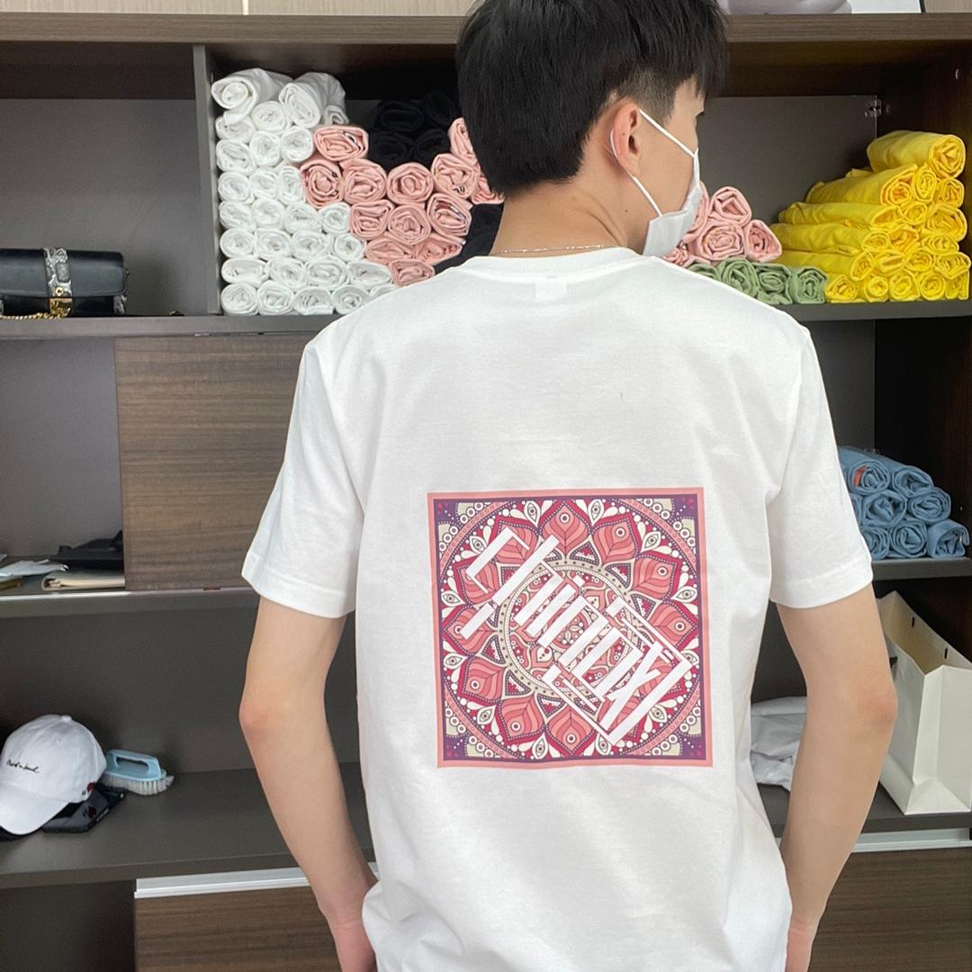 巨博男装