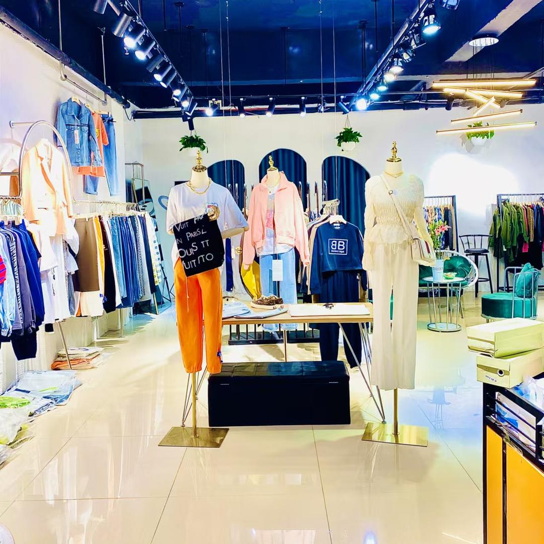 栾城区麦麦女装店（个体工商户）