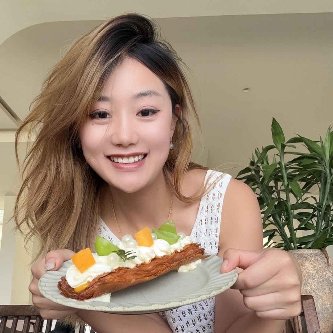 爱笑吖柚子