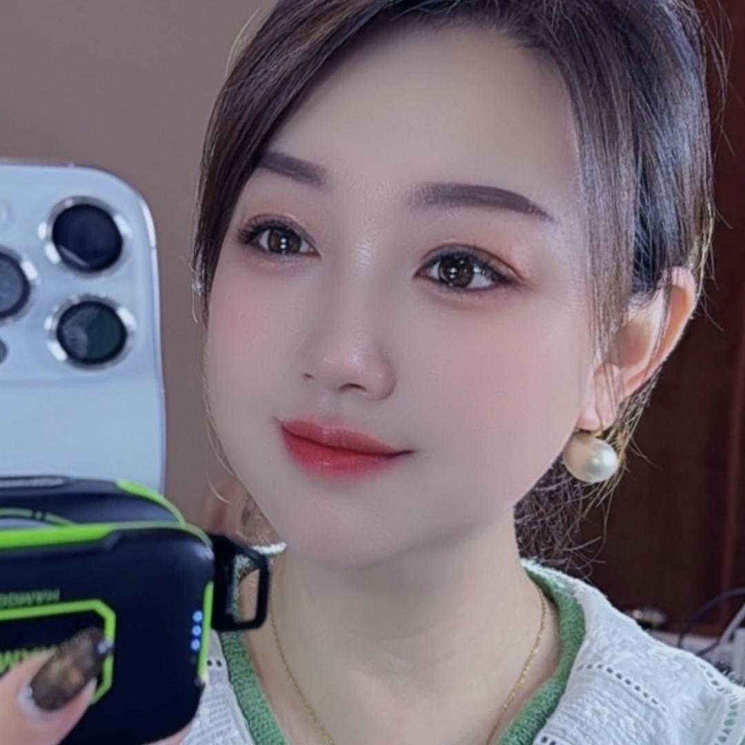 嘉～彤