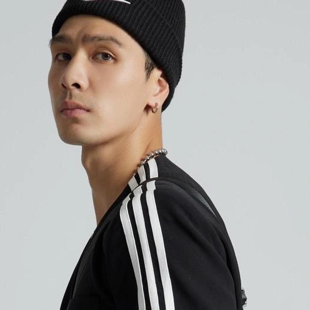 @轴心海男装
