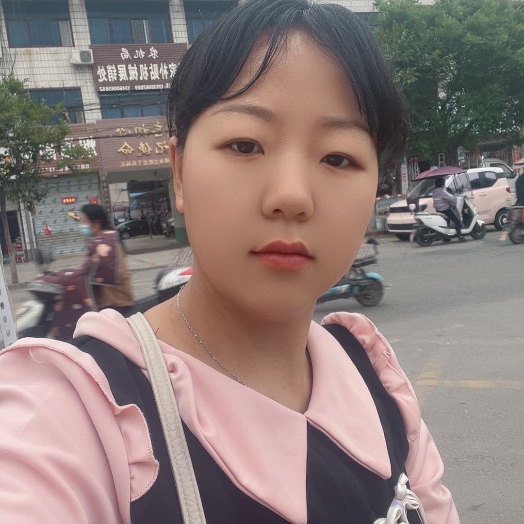大脸妹