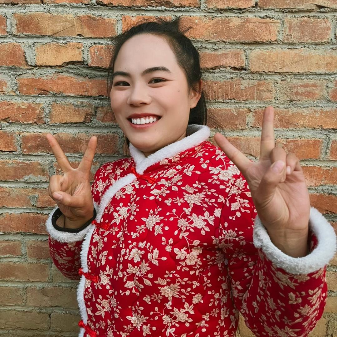 小丽《在努力》