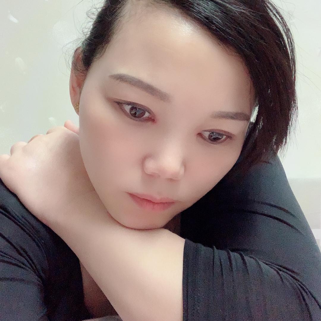 爱耍小脾气女人