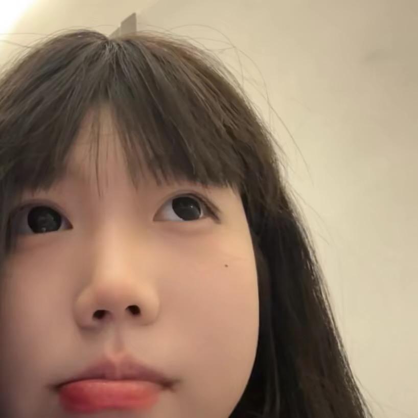 娜扎.