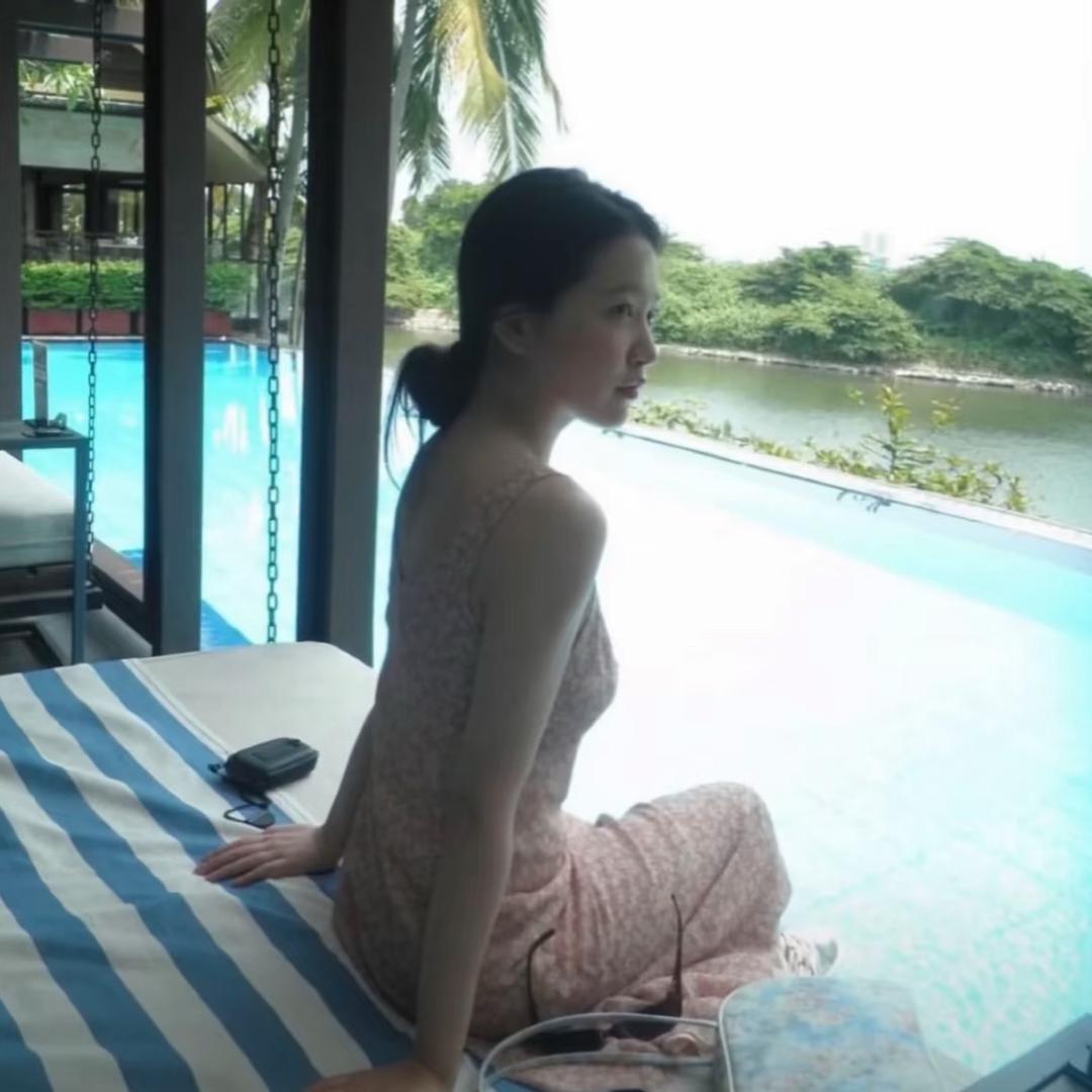Yolo小姐