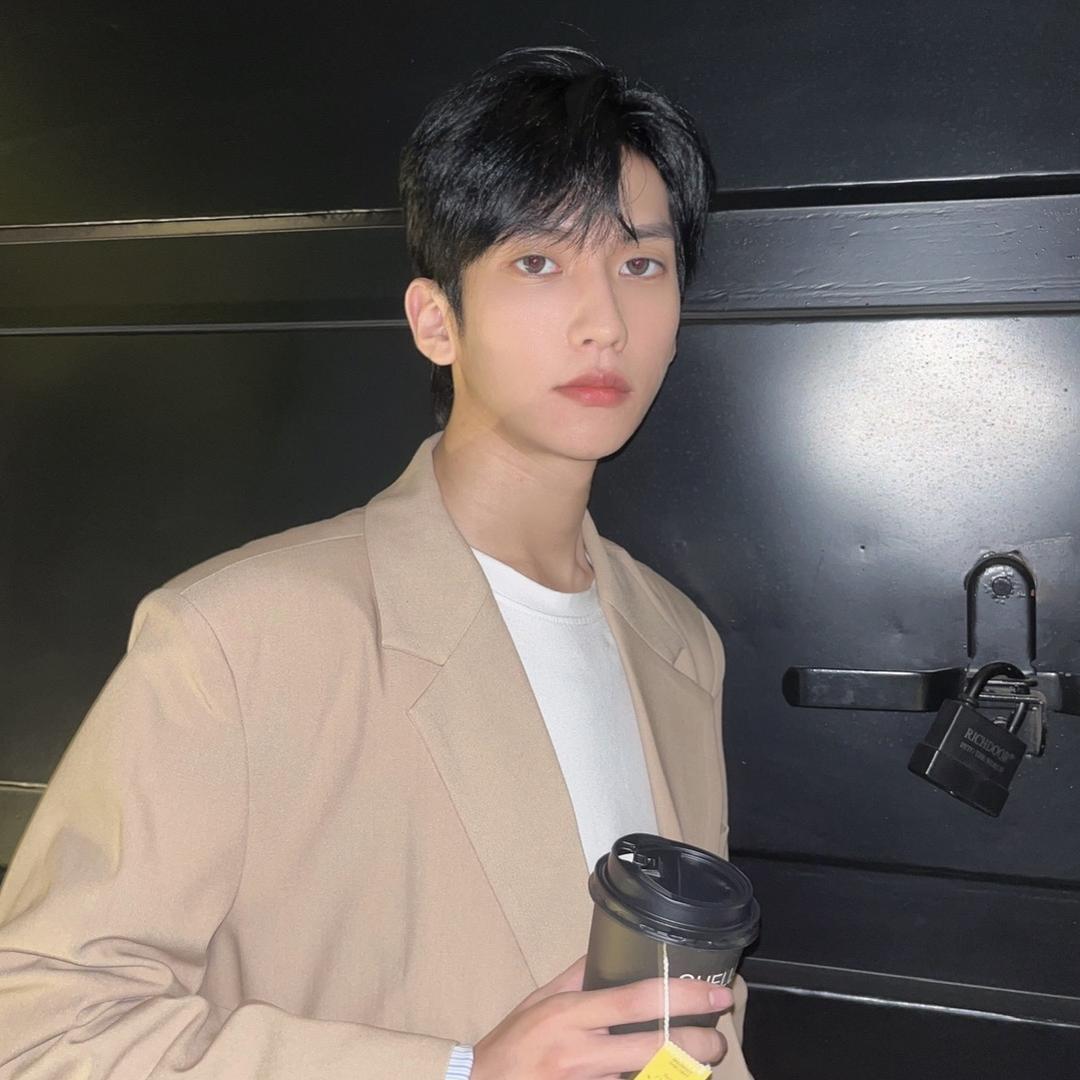 杰洛