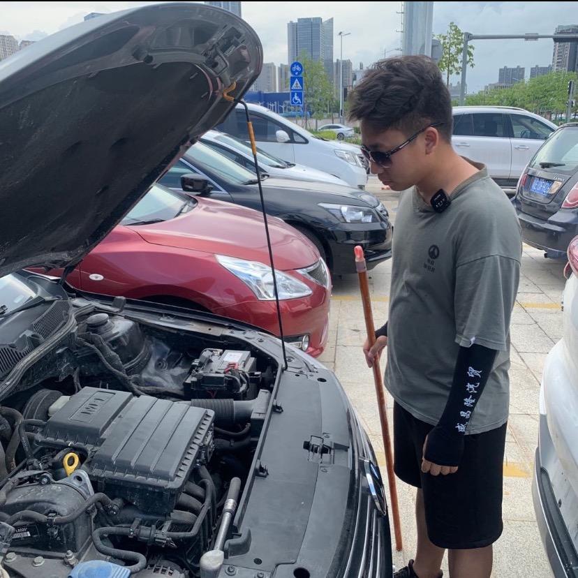 桂城莫卓曦（盛烽昌隆汽车）
