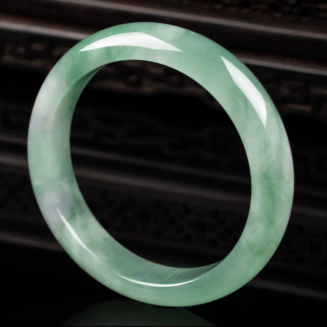 戴艾迪珠宝王芳