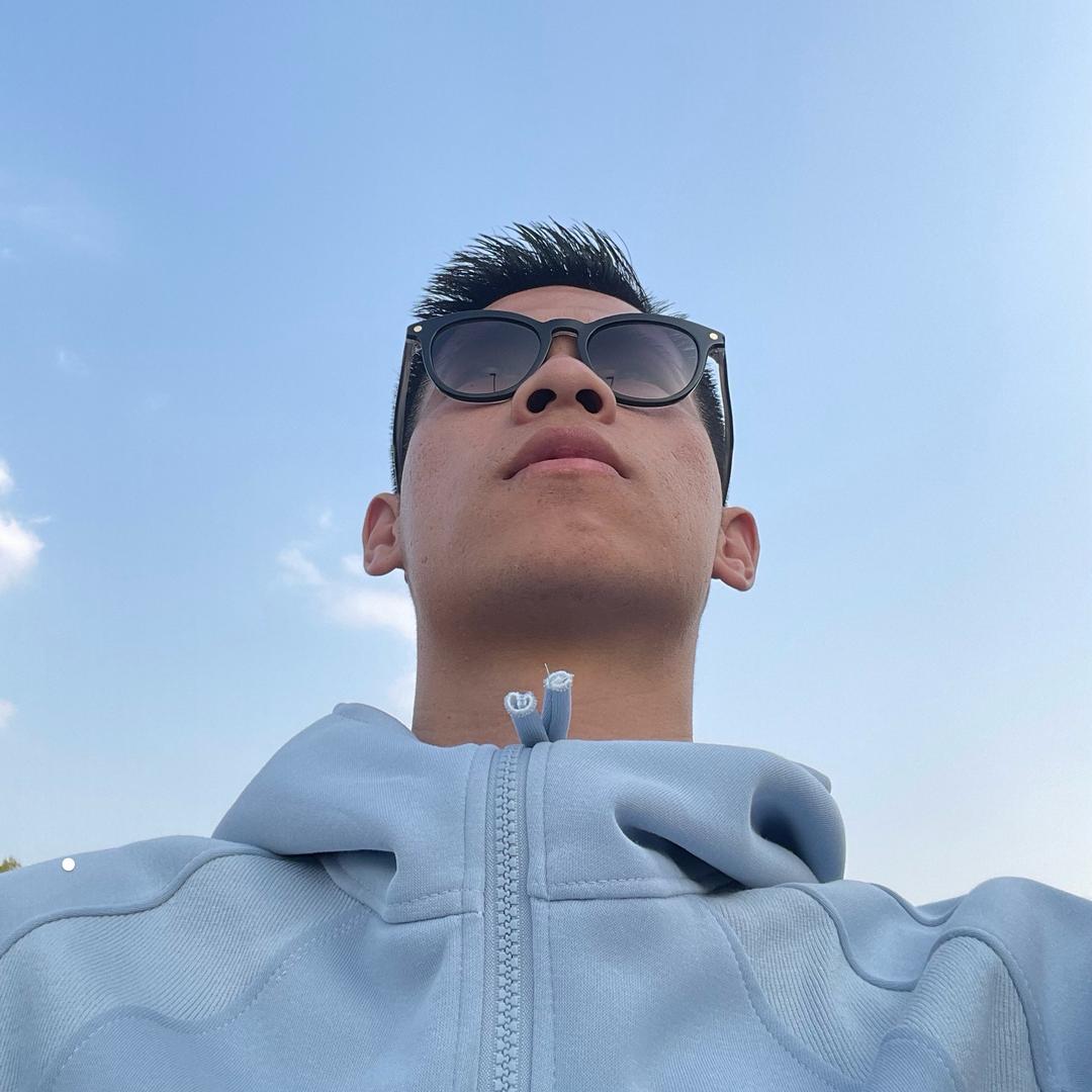 阿金𝘼𝙅𝙄𝙉𝘾𝙃𝙀𝙉