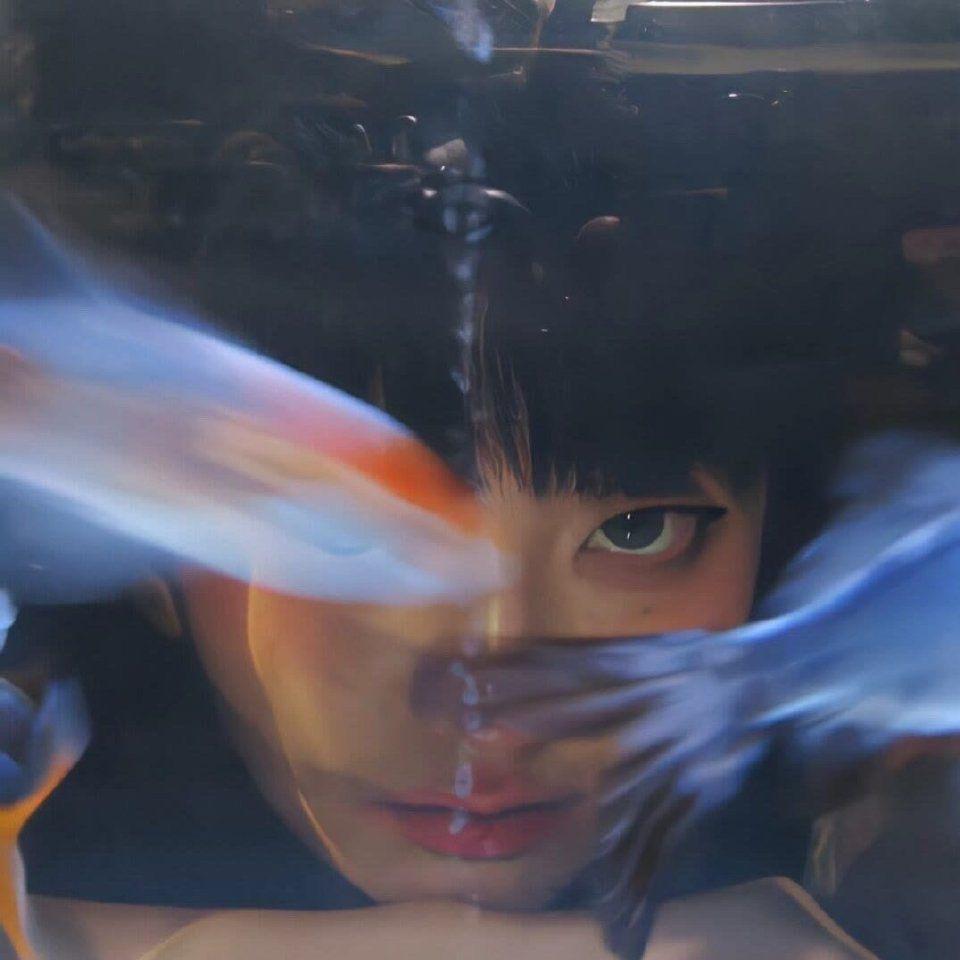 一一-