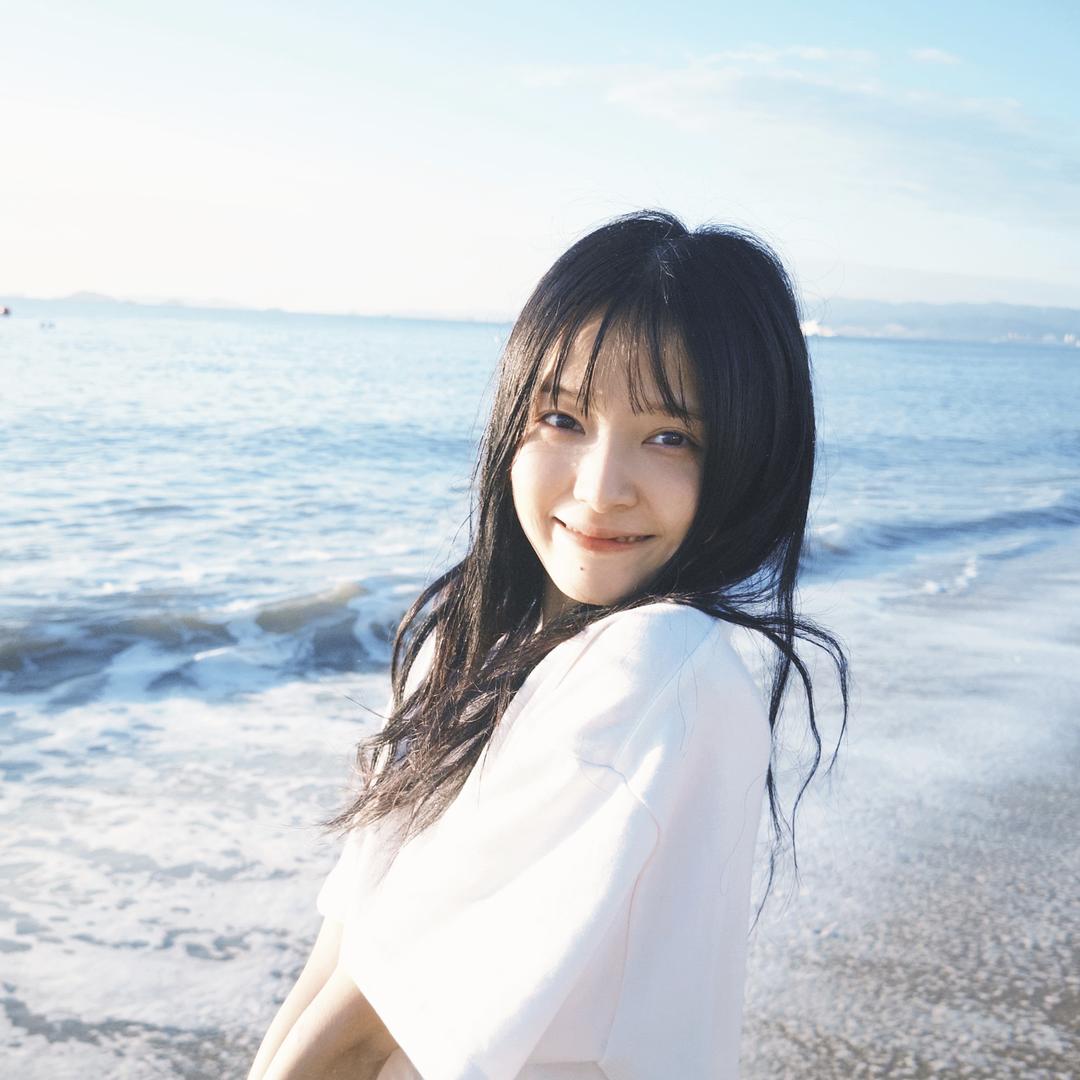 杨舒亦YIYI
