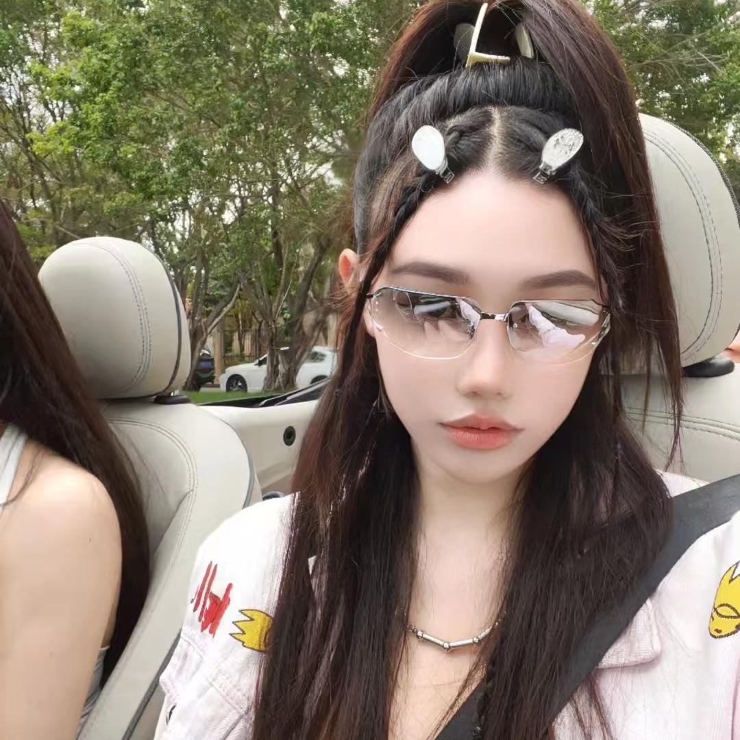 Q金大小姐女装店赵样美