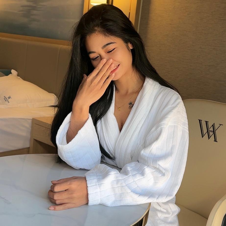 睡不饱的小懒虫🐛