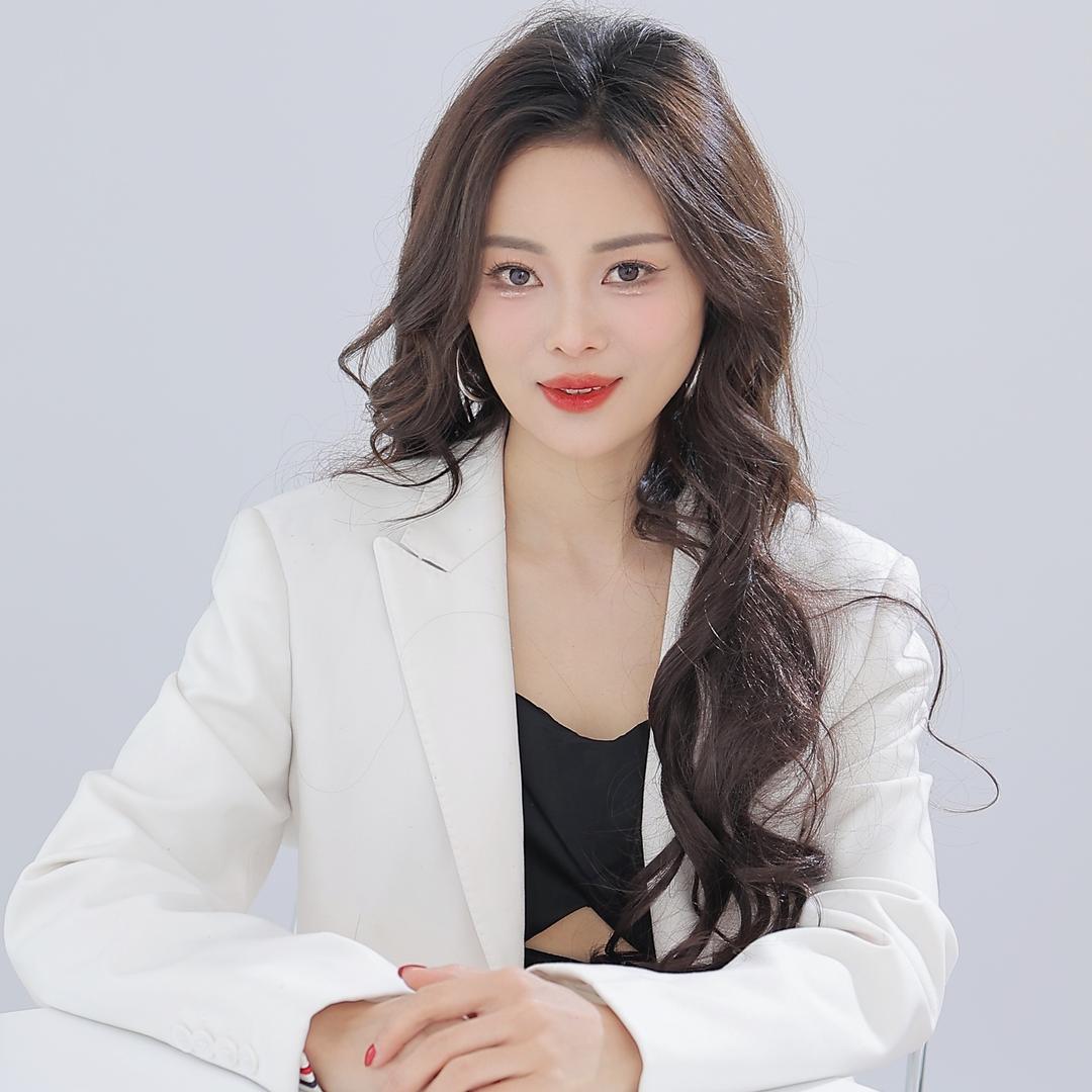 周彦彤🎤