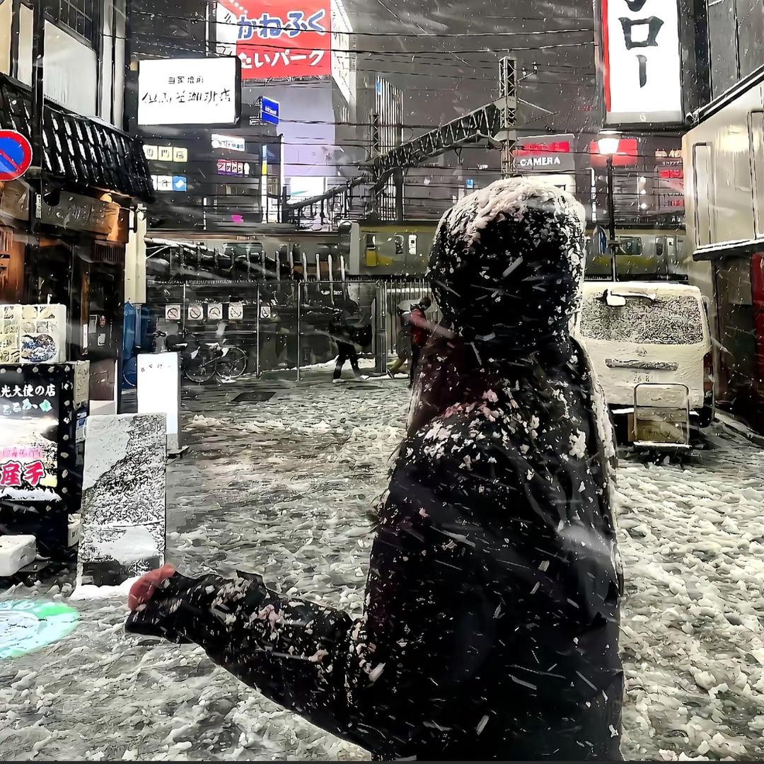 雨落乌山