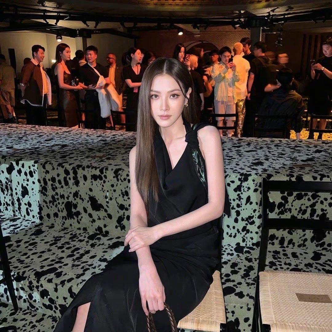 兢兢业业李律师