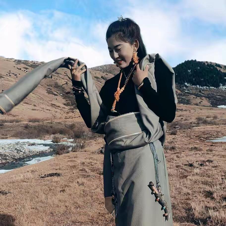 🏔️岗尕拉姆🌻