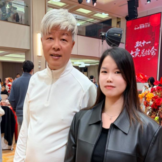 霞湖世家男装（茂名分湖）