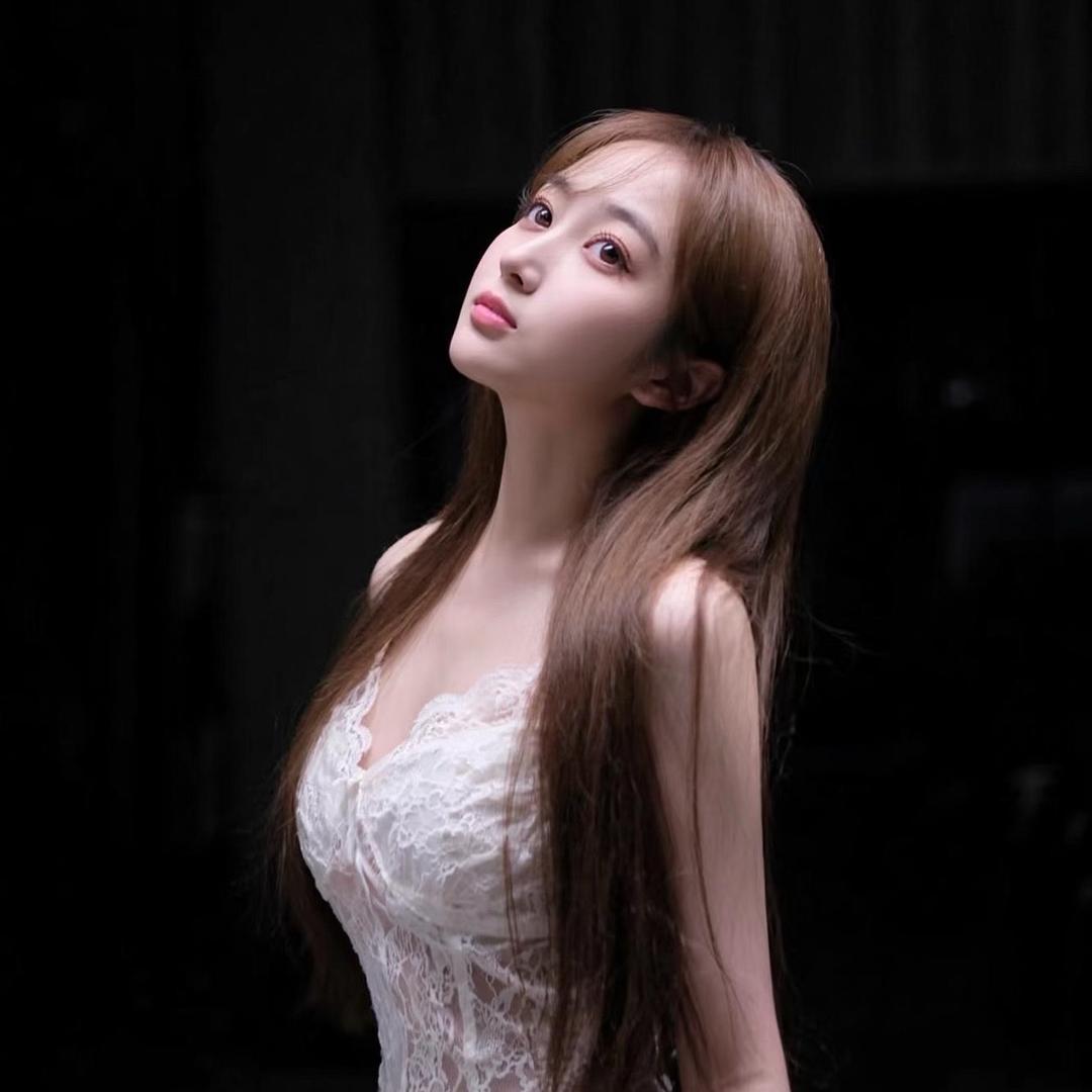 小梨.