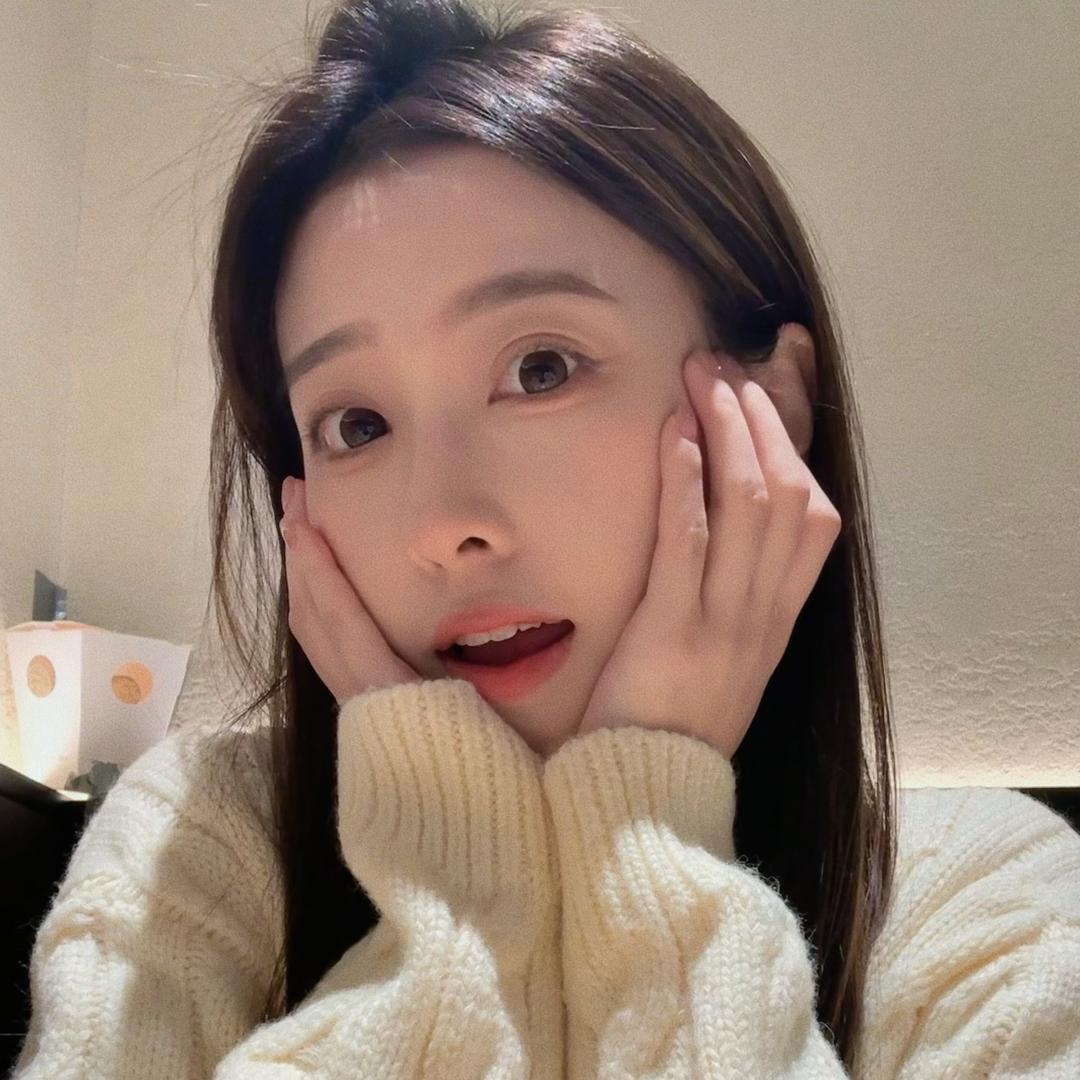 黄球球🌕
